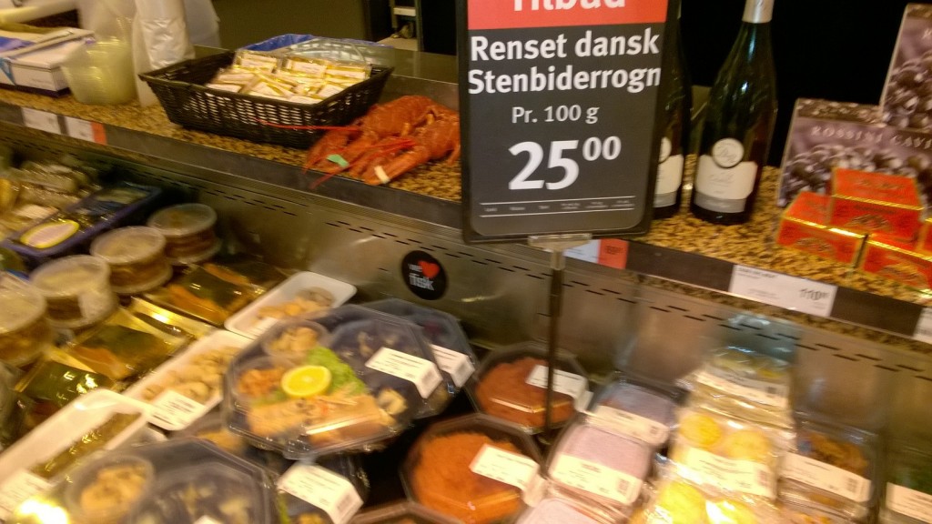 In March 2015 the abundant supply of Stenbiderrogn brought the prices down to an all time low of DKK 25/100 gram. Not yet seen in 2016.