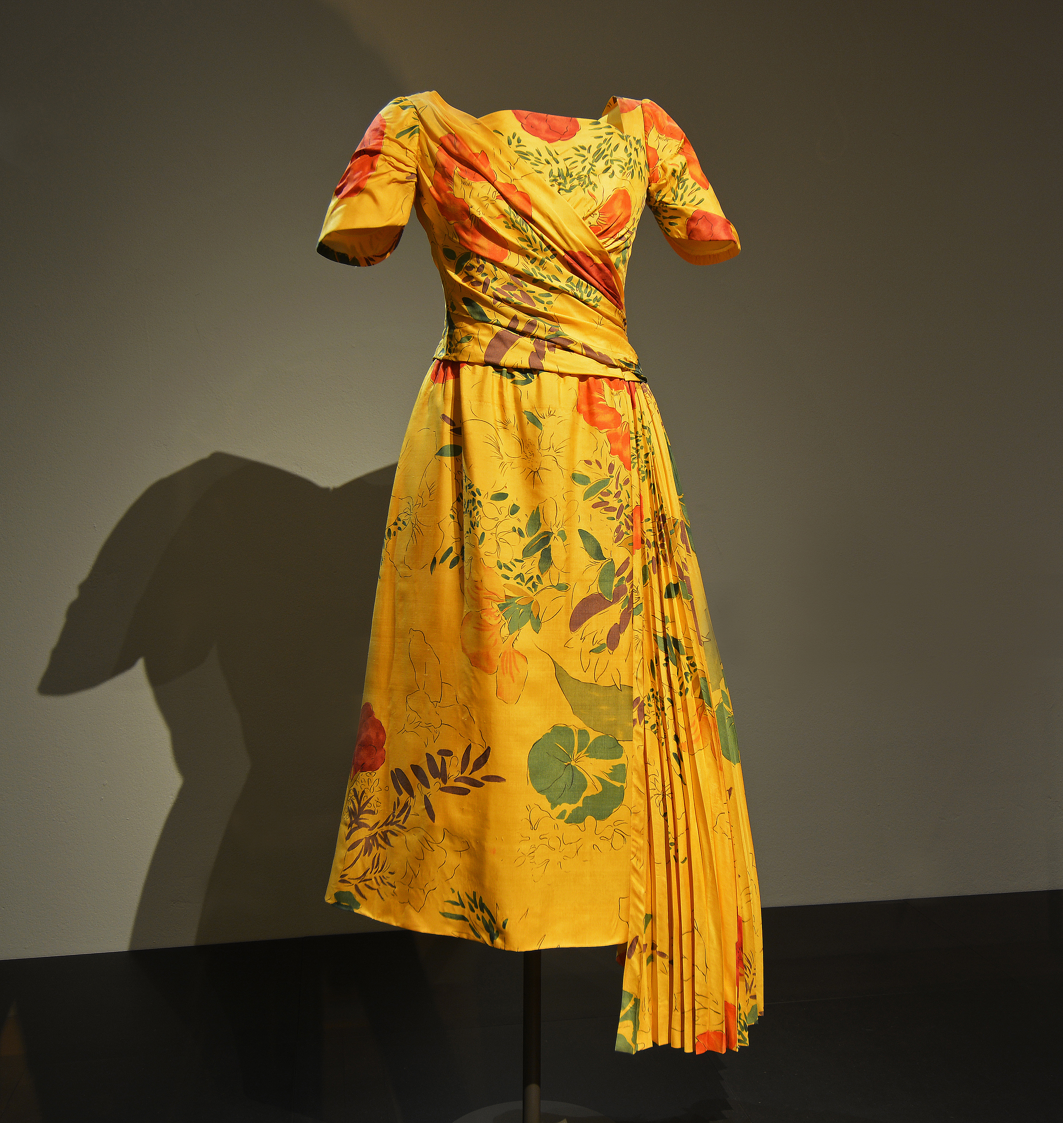 Big Dresses? No, Great Dresses! Now on display in Den Gamle By | Danish Life